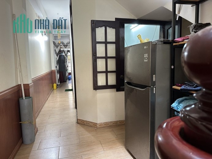 Nhà 3 tầng Phạm Văn Nghị gần bệnh viện Hoàn Mỹ