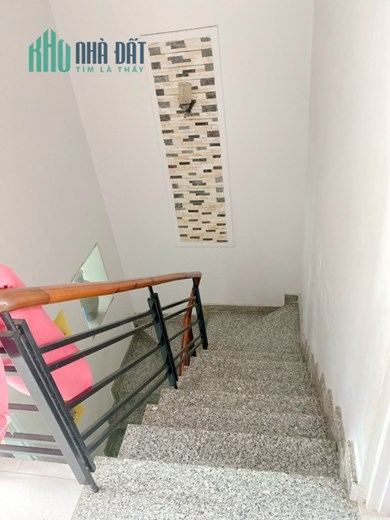 RẺ NHẤT KHU VỰC Q9, 100M2, 2 TẦNG ĐÚC, CHỈ 4 TỶ 250