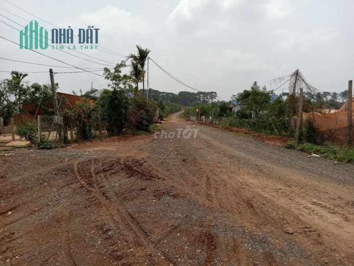 Chính chủ cần bán 10 đến 20m ngang mặt tiền đường 12m cách QL14 chỉ 500m