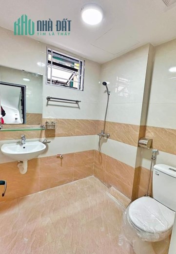 Bán nhà Phố NGUYỄN CHÍNH, NHÀ MỚI, diện tích 30m2, 5 tầng, giá 3,5 tỷ.