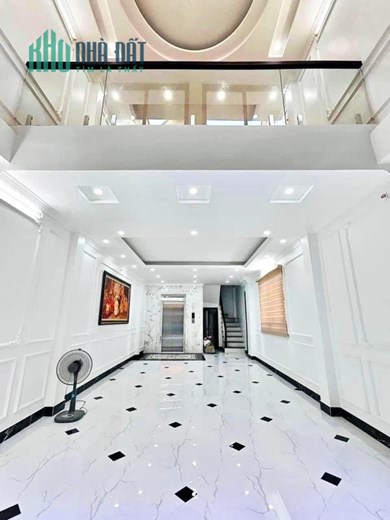 Bán nhà Kim Đồng, 62m x 6 tầng, 8.7 tỷ, thang máy, gara ô tô, mới đẹp