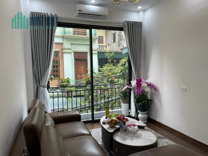 Bán Nhà Vương Thừa Vũ Thanh Xuân 10tỷ 52m Gara Oto Thang Máy Kinh Doanh Ngõ Thông