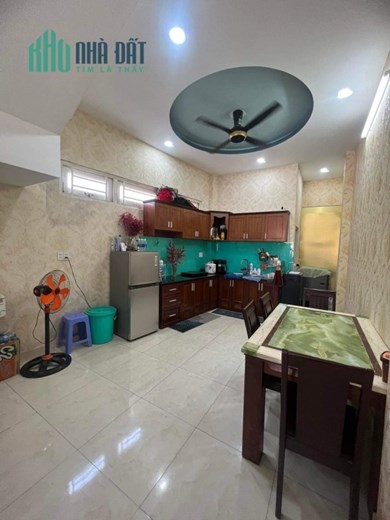Khu phân lô _ Nhà 4 tầng Căn Góc 2 Mặt Tiền đường số_ P.Phú Hữu, Quận 9_ 61 m2