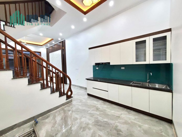 BÁN NHÀ MẶT PHỐ LÊ THANH NGHỊ , HAI BÀ TRƯNG MT RỘNG KD TỐT 87 M 39 TỶ