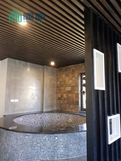 Bán nhà ngõ 243 Ngọc Thuỵ, OTO, Lô Góc, Chủ tặng nội thất giá 5 tỷ 8. LH: 0936123469
