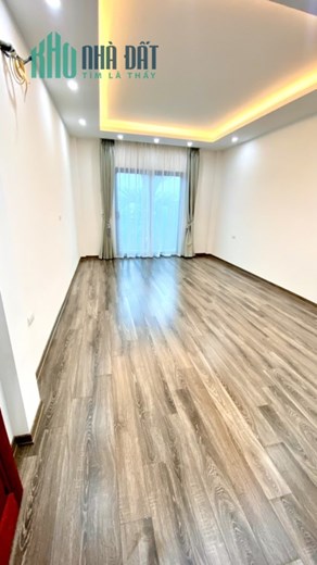 NGỌC THUỴ - 5 TẦNG MỚI - Ô TÔ 4 CHỖ VÀO NHÀ - VIEW SÔNG ĐUỐNG - GIÁ RẺ