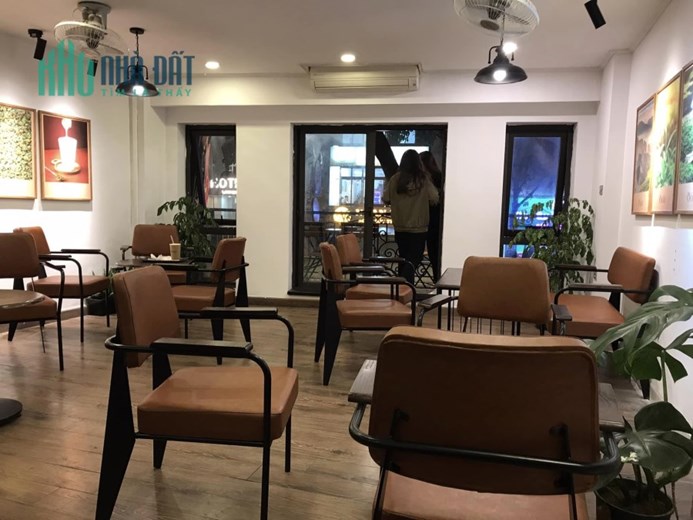 CỰC HIẾM - MẶT PHỐ - 10 TẦNG THANG MÁY - VỈA HÈ RỘNG - Ở - KINH DOANH ĐỀU VIP.