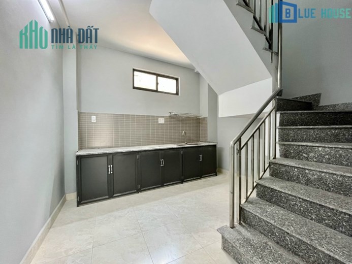 Cho thuê Shophouse Âu Cơ, Quận Tân Phú