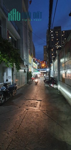 Bán nhà RẺ Q4 Xe hơi ngũ trong nhà Ngang 3.6 x17.8 m-2 tấm 7 tỷ..cáchQ1- 250 m bank cho Vay 5 tỷ