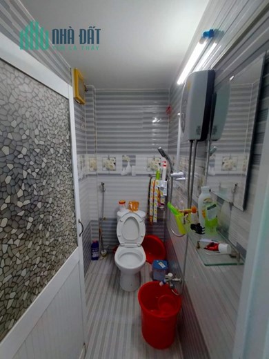 HẺM XE TẢI_5 BƯỚC RA MẶT TIỀN_TRƯƠNG PHƯỚC PHAN_BÌNH TÂN_NHỈNH 3 TỶ BỚT LỘC.