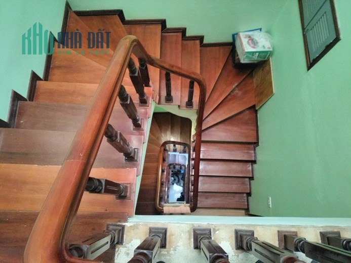 Bán nhà Nguyễn Khánh Toàn, Cầu Giấy. 56m2x4; giá 7 tỷ. Phương