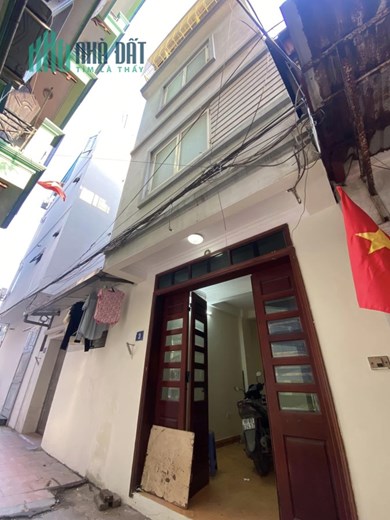 nhà cực hiếm chỉ hơn 1 tỷ  có ngay nhà 4 tầng ,ô tô đỗ cửa, kinh doanh nhỏ, cho thuê 8tr/tháng tại