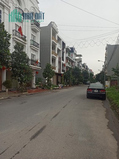 Bán đất mặt đường lô 11 Lê Hồng Phong, diện tích 60m, GIÁ 63 tr/m giá đầu tư