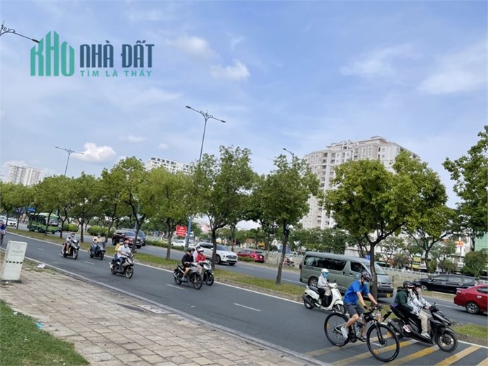 VỊ TRÍ ĐẸP, HXH ĐỖ CỬA VÕ VĂN KIỆT QUẬN 1  - GẦN 40m2  - CHỈ 4 TỶ xíu