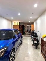 HIẾM NHÀ DÂN -MP NGUYÊN HỒNG - THANG MÁY-GARA- KINH DOANH ĐỈNH-GIÁ 20 TỶ