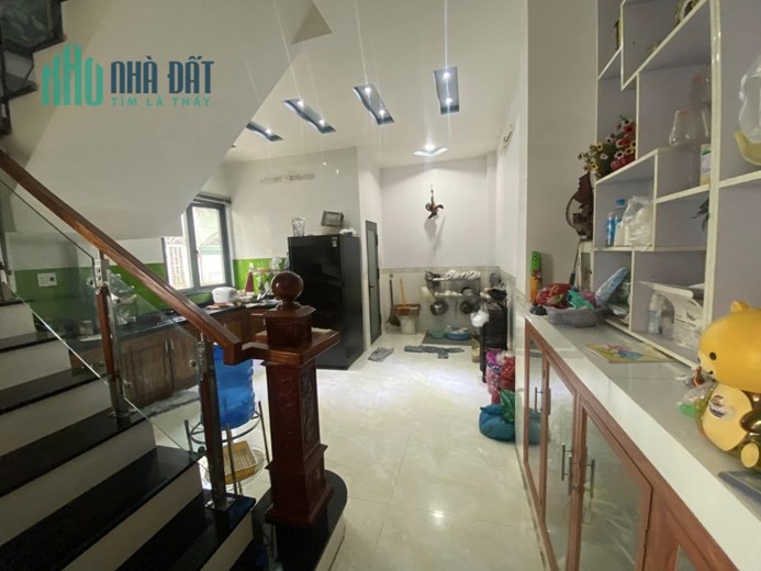 MẶT TIỀN KINH DOANH(140m2-ng6m) ĐS8 P.LINH XUÂN NGAY CHỢ XUÂN HIỆP CHỈ NHỈNH 6 TỶ