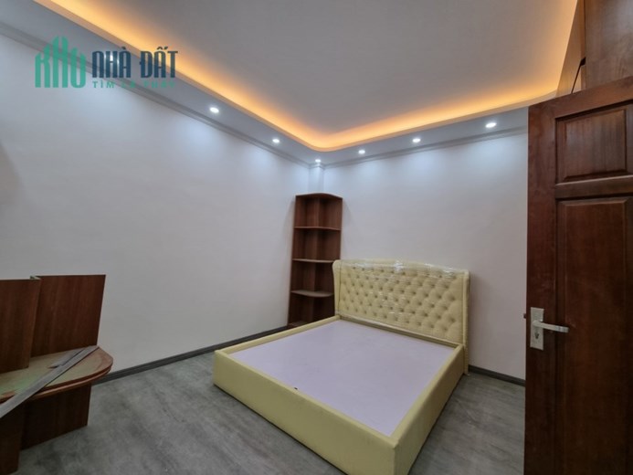 Bán nhà phố Nguyễn Tuân, Thanh Xuân, 60m2 X8T thang máy, phân lô oto, 13.5 tỷ, dòng tiền 60tr/tháng
