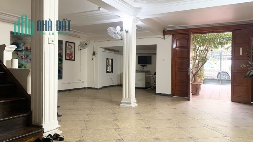 💥 Biệt thự Sân vườn Thái Thịnh, Đống Đa, 190m2 4T, MT 7m, Siêu VIP, Chỉ 33 Tỷ 💥