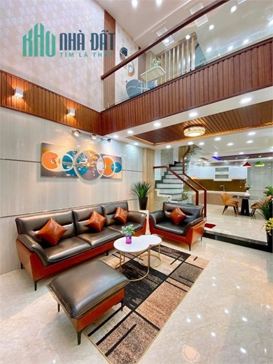 Hàng Hiếm, Nhà HXH Khu Vip Nhất Trường Thọ, Thủ Đức, DT 70M, 4PN, Giá Chỉ 6,9 Tỷ, SHR