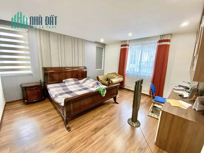 Bán nhà Dương Đình Nghệ, Phân lô, vỉa hè, ô tô tránh, Kd 75m mt 6m 26 tỷ 5