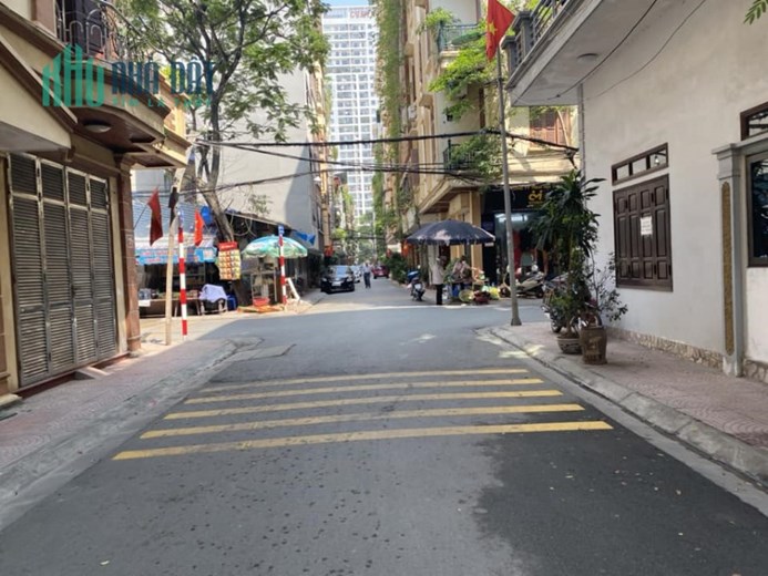 Bán đất Xuân La-Ngõ 105 Xuân La-Phân Lô VIP-Ô TÔ TRÁNH-VỈA HÈ RỘNG-65M2-GIÁ CHỈ 13,7 TỶ