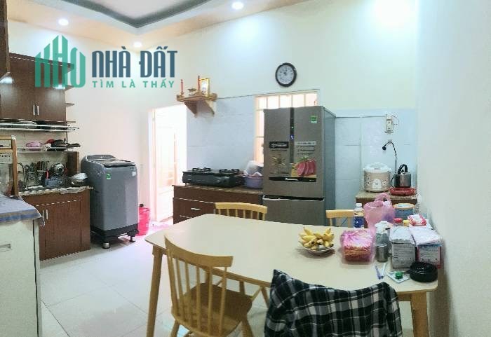 BÁN NHÀ 3 TẦNG SÁT QUỐC LỘ 1K  LINH XUÂN NHỈNH 4 TỶ ( THƯƠNG LƯỢNG)
