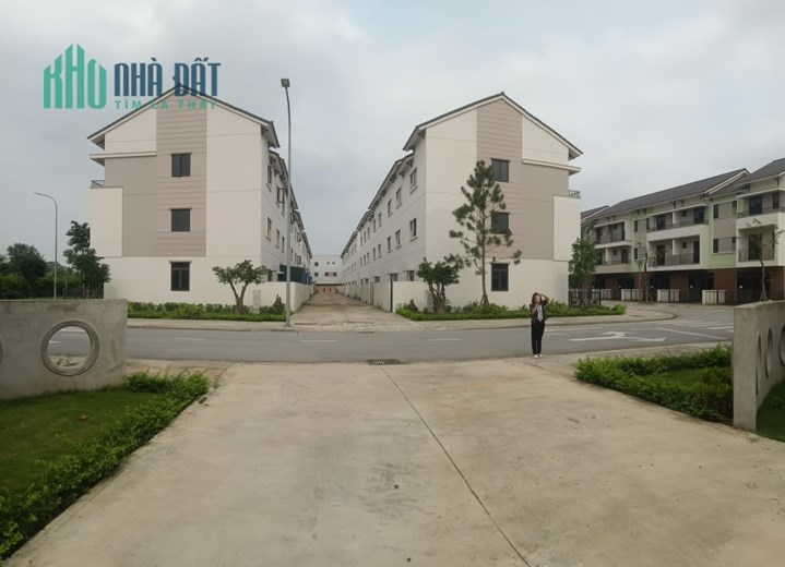 Chính chủ bán căn shohouse 90 căn góc 3 mật tiền giá tốt, pháp lý tốt
