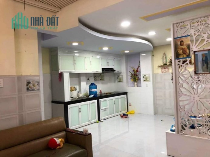 BÌNH THẠNH - SÁT QUẬN 1- HẺM THÔNG- 4PN 
CHỦ NHIỆT GIẢM MẠNH 5,3 TỶ GIẢM CÒN 4.6 TỶ CÒN TL, BÁN