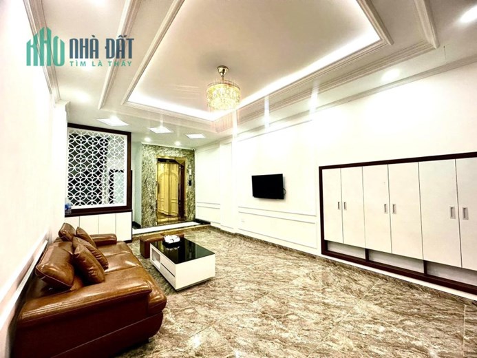 Hoa Hậu Quận Thanh Xuân, thang máy vù vù, ngõ rộng thênh thang 43m MT 5m giá 7,x