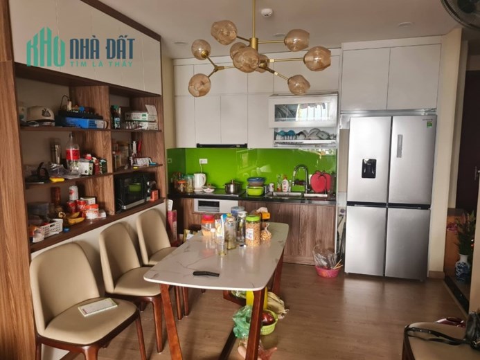 CẦN BÁN GẤP - CH Tháp Doanh Nhân - CĂN GÓC 91m2 - 3 ngủ - Full nội thất - nhỉnh 2TỶ.