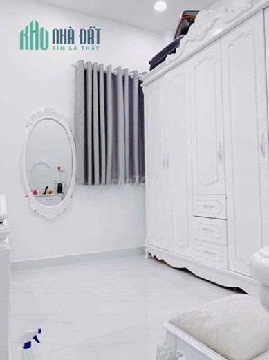 BÁN NHÀ MỚI XÂY ĐƯỜNG NGÔ GIA TỰ, P4, QUẬN 10