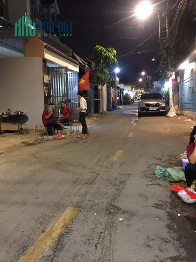 CÒN 4,2Tỷ gấp bán nhà Đường số 182 Lã Xuân Oai, HXH, SHR, 2 Tầng,95m2, ngang 4m,Tăng Nhơn Phú A Thủ