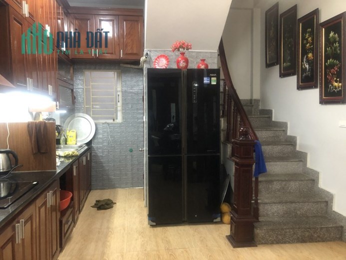 BÁN GẤP - Nhà Ngô Quyền, Hà Đông - 34m2 - 6 tầng - Ôtô - Full nội thất - Hơn 3tỷ