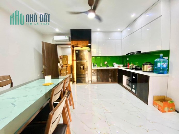 Cho Thuê Nhà #NGUYÊN_HỒNG Đẹp Bấn Loạn. 45m2. 4 Ngủ Cực Rộng BAN CÔNG 15tr/tháng