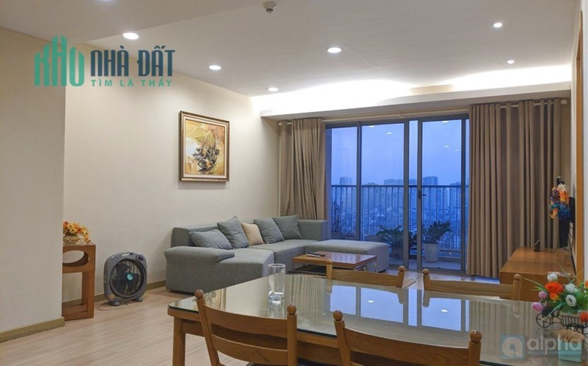 Giá rẻ! Bán căn hộ 71 Nguyễn Chí Thanh, 76m2, 3.05 tỷ. 0975118822