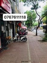Bán gấp nhà mặt phố Ngọc Lâm,vỉa hè 6m,kd sầm uất nhất, 96m, MT5.5m, 17 tỷ