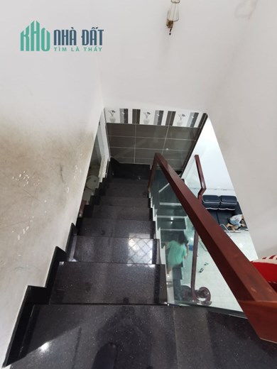 Bán nhà HXH Nguyễn Văn Khối, 4.1x17m, gần mặt tiền đường, BTCT chỉ 4.95 tỷ TL