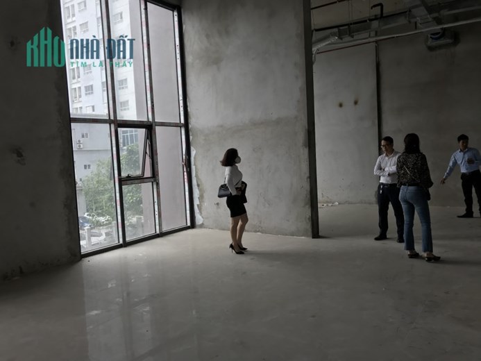 Cho thuê văn phòng mới đẹp 50m2, 100m2, 300m2 tòa Chelsea Residences, quận Cầu Giấy