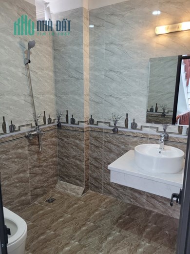 Mới kính coong. Bán nhà phố Bùi Xương Trạch, Thanh Xuân. 35m2 x 5T. MT 6m. Ô TÔ. Hơn 4 Tỷ