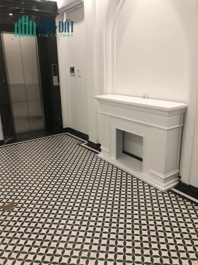 Bán nhà Mặt Phố phố cổ khu VIP Hàng Gà chỉ 36.5 tỷ, 42m2 Thiết kế Hiện Đại