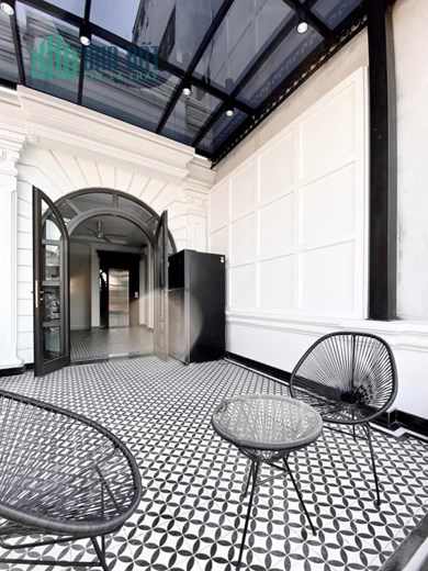 Bán nhà Mặt Phố phố cổ khu VIP Hàng Gà chỉ 36.5 tỷ, 42m2 Thiết kế Hiện Đại