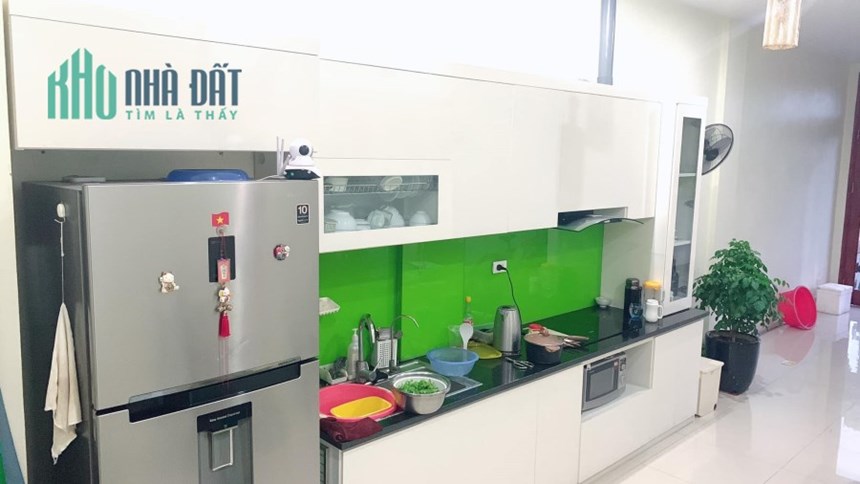 BÁN NHANH NHÀ TÁI ĐỊNH CƯ GIANG BIÊN,PHÂN LÔ,OTO TRÁNH,VIEW CÔNG VIÊN THOÁNG MÁT,5 TẦNG HIỆN