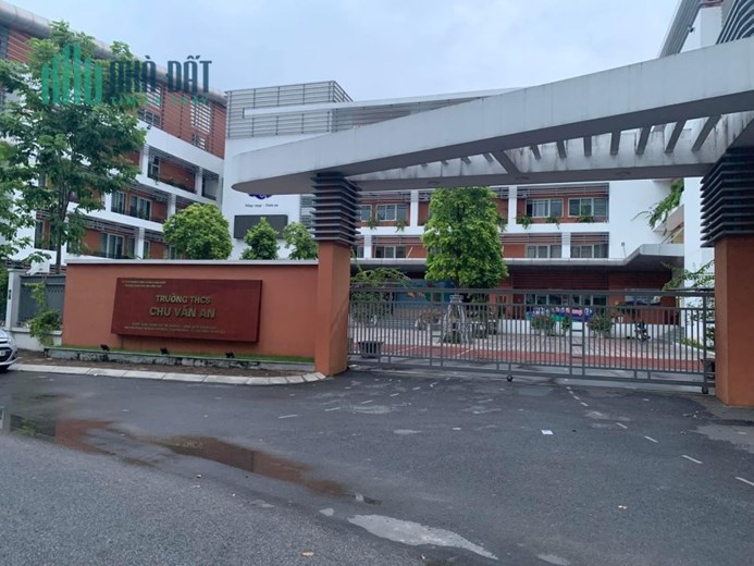 BÁN NHANH NHÀ TÁI ĐỊNH CƯ GIANG BIÊN,PHÂN LÔ,OTO TRÁNH,VIEW CÔNG VIÊN THOÁNG MÁT,5 TẦNG HIỆN