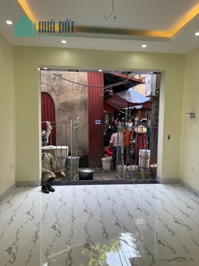 Bán nhà Cổ Nhuế,mặt chợ kinh doanh đa dạng,2 mặt thoáng,xe ba gác đỗ cửa,34m2,4T,4,58MT