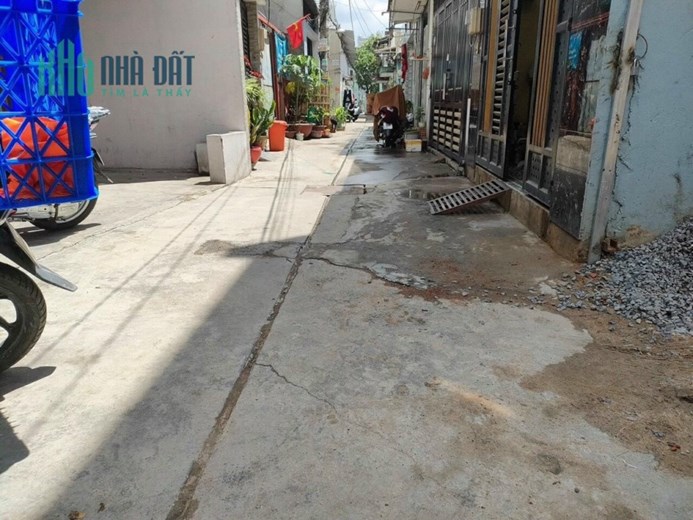 Chính chủ cần bán nhà nhà 1 trệt 2 lầu tại phường Tân Tạo, Quận Bình Tân, TP HCM