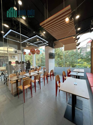 Bán siêu phẩm Mặt Phố Trần Quốc Hoàn, Cầu Giấy, 60m2, mặt tiền 7m, kinh doanh bất chấp mọi loại