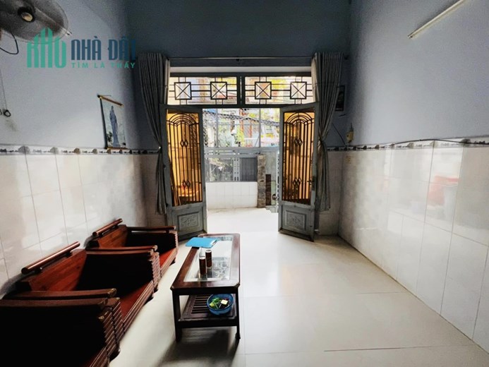Bình Thạnh, bán đất tặng nhà, gần Quận 1, 60m2, chỉ 5 tỷ 700