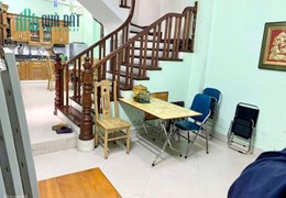Cho thuê nhà 45m2x4 tầng 4pn 11tr Láng Hạ full đồ