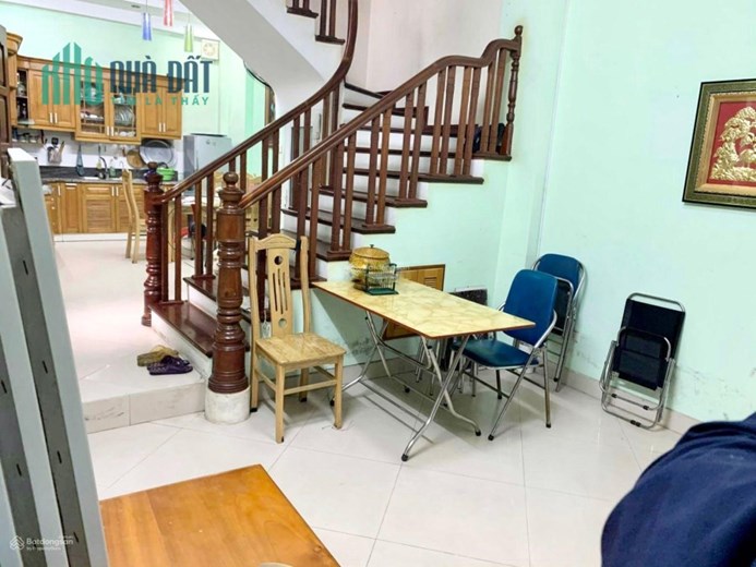 Cho thuê nhà 45m2x4 tầng 4pn 11tr Láng Hạ full đồ