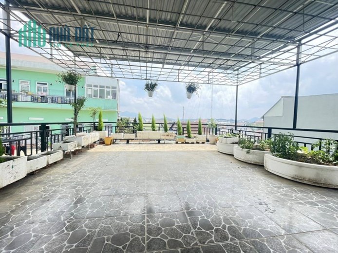 Cần bán nhà đẹp đường Bạch Đằng 2 mặt tiền giá chỉ 2.7 tỷ